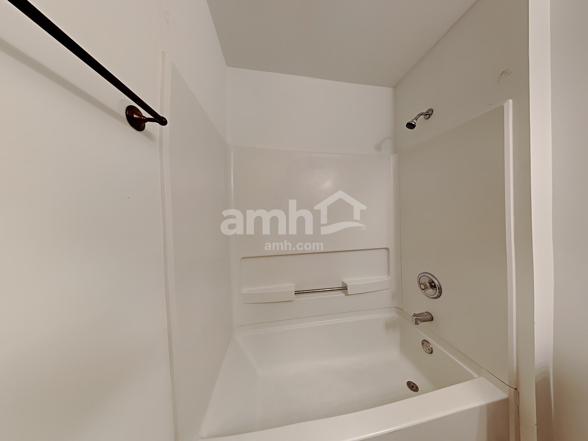 Building Photo - 2263 N Arapahoe Trail