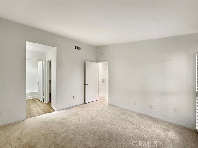 Building Photo - 56 Corniche Dr