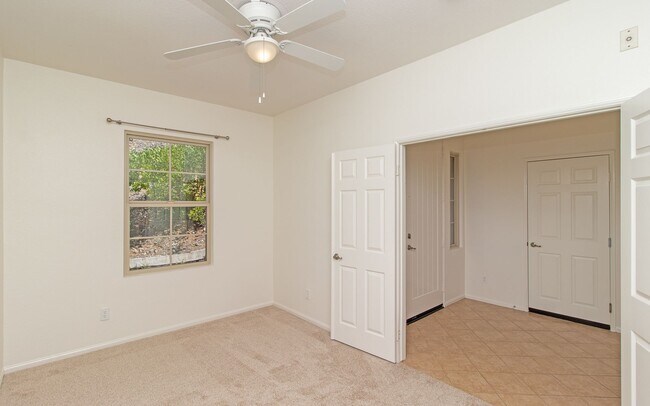 Building Photo - 2110 Silverado St