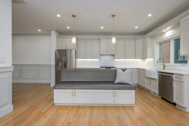 Building Photo - 1 Victoria Ln