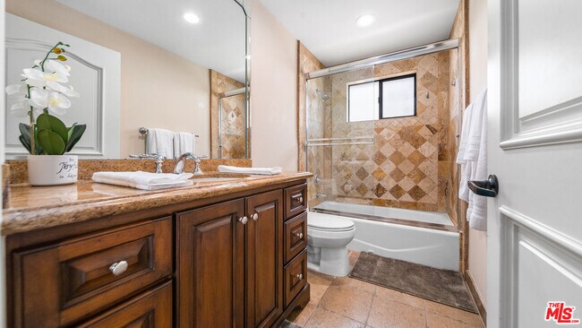 Building Photo - 1146 Hacienda Pl