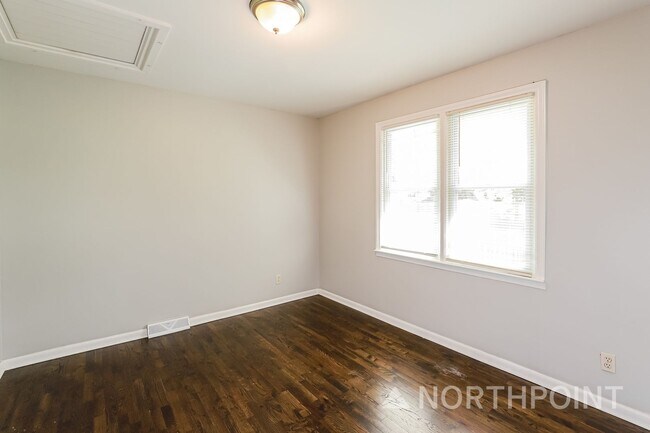 Building Photo - 3 BR/1BA | Newly Renovated Single Family Home | 1-Car Covered Parking | Gated backyard