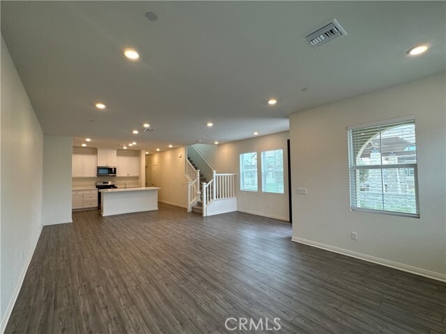 Building Photo - 4011 E Coronado Privado