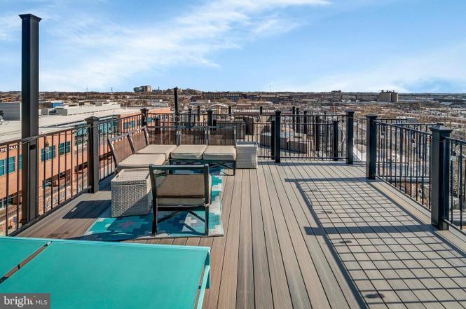 Building Photo - 3613 Fleet St