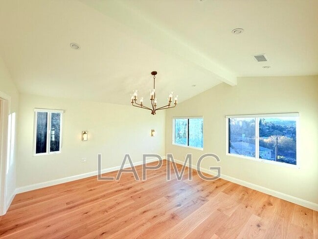 Building Photo - 4762 Charters Ave