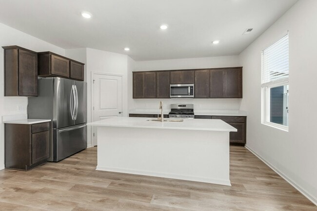 Building Photo - 10310 Morse Pl