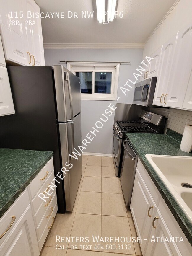 Building Photo - Heart of Buckhead! Renovated 2 Bedroom Condo