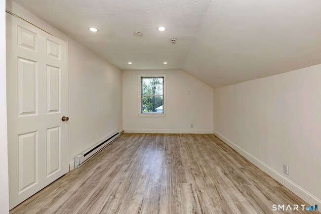 Building Photo - 330 Naugatuck Ave