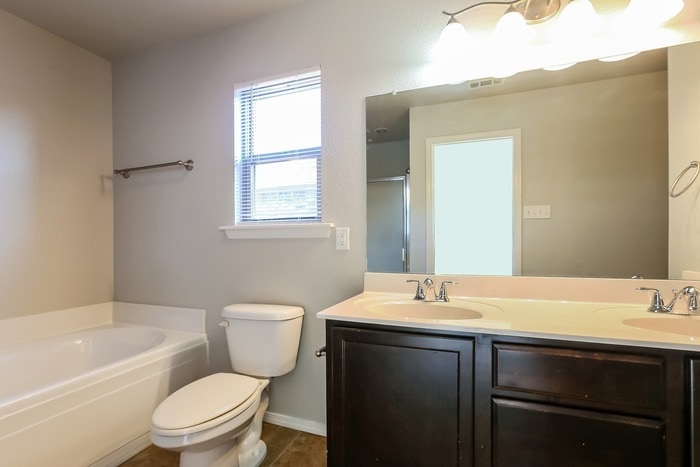 Building Photo - 6517 White Oak Way