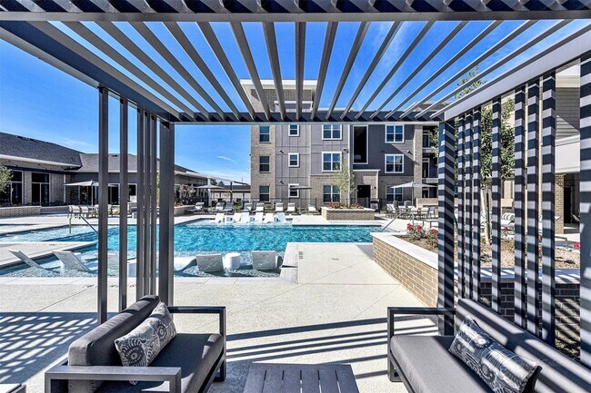 Primary Photo - 3830 Farm to Market 2920