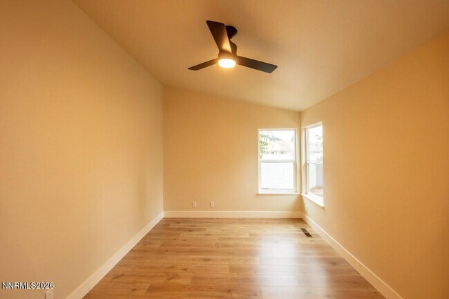 Building Photo - 7562 Wheeldale Cir