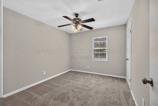 Building Photo - 2712 Fair Oak Ct