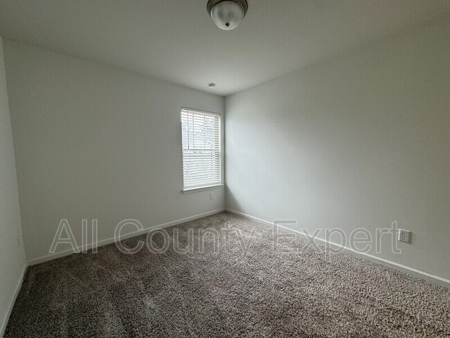 Building Photo - 5190 Glade Park Dr