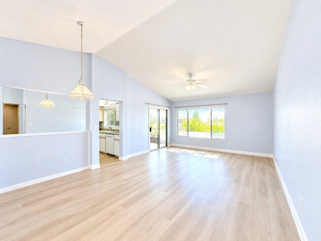 Building Photo - 10924 Button Willow Dr