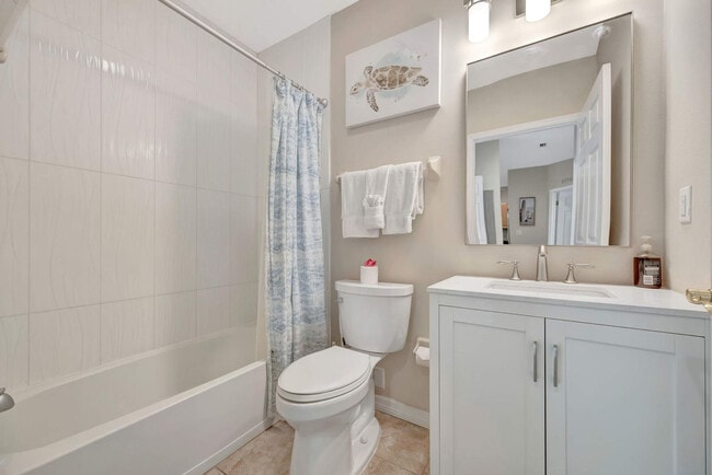 Building Photo - 530 S Gulfview Blvd