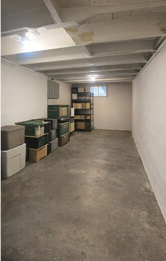 Building Photo - 119 E North Ave