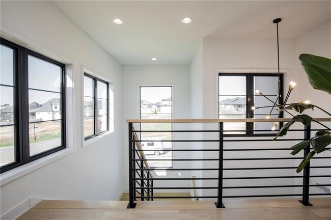 Building Photo - 4205 S Watercrest Dr