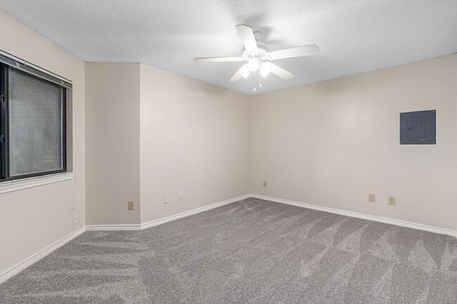 Building Photo - 1712 Baird Farm Cir