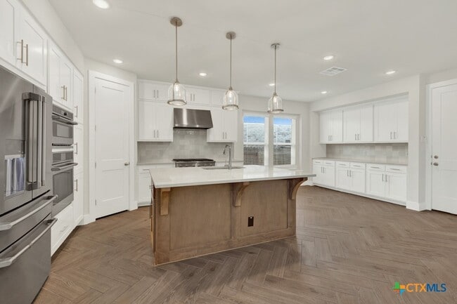 Building Photo - 1031 Lime Gruene