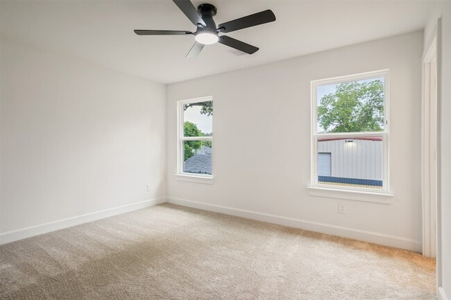 Building Photo - 884 Prosper St