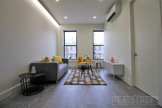 Floorplan - 446 Gates