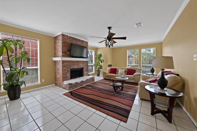 Building Photo - 2116 Houlton Ln