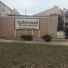 Building Photo - 10203 Forum Park Dr