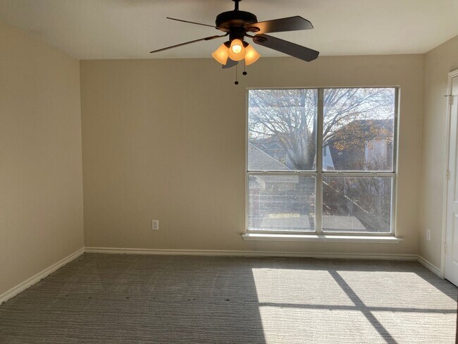 Building Photo - House For Lease in Allen