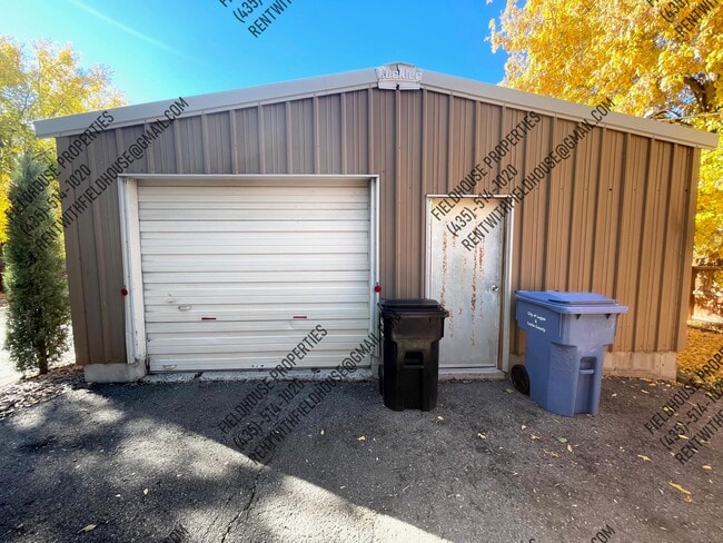 Building Photo - 357 N 200 E