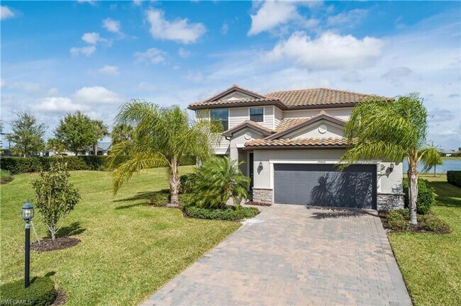 Building Photo - 4 BR home Estero