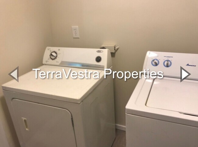 Building Photo - 912-914 North St, Millville, NJ 08332