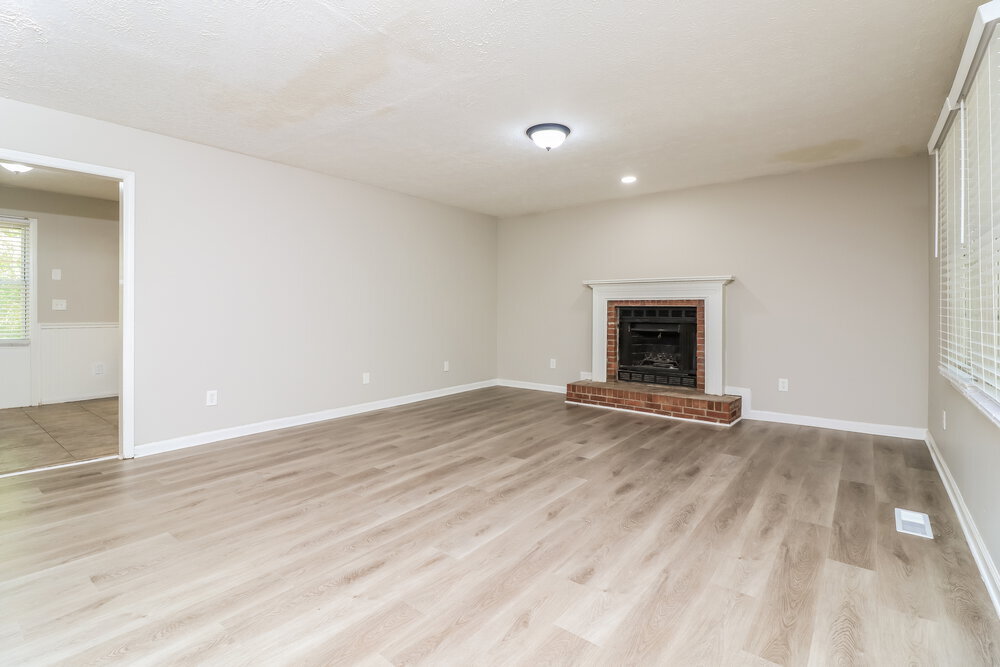 Building Photo - 3138 Calumet Cir NW