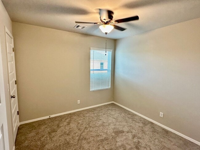 Building Photo - 4 bedroom 2 bath 2 car garage - Bixby Schools