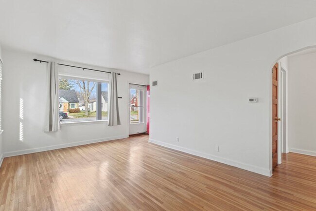 Building Photo - 3034 N 80th St