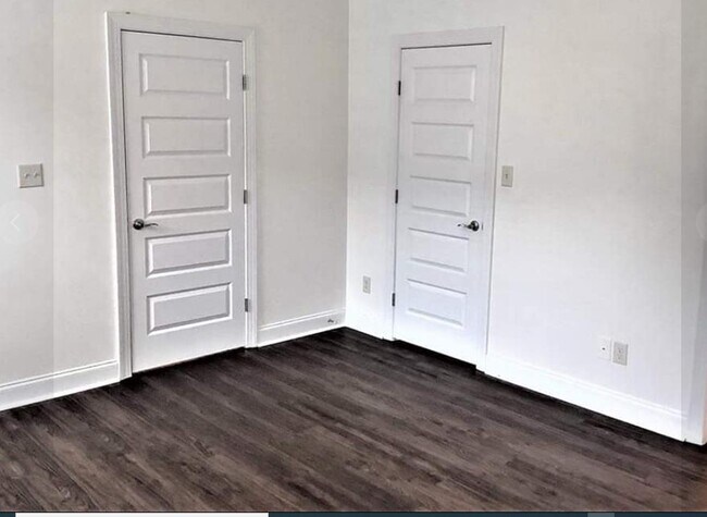 Building Photo - 756 Varina Ln