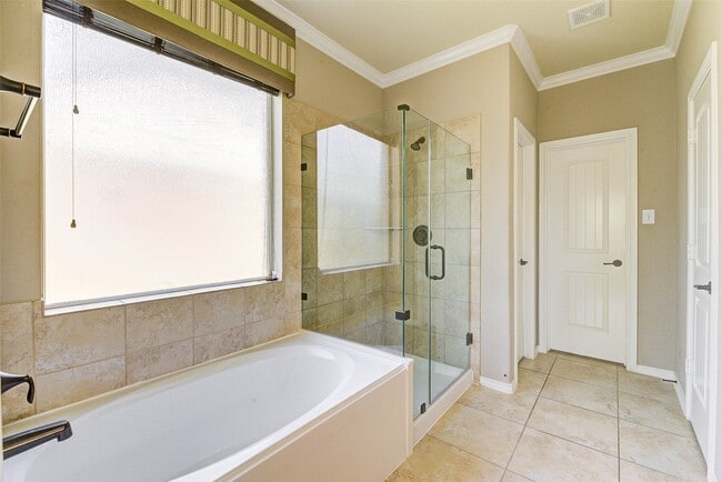 Building Photo - 15003 Telge Lake Trail