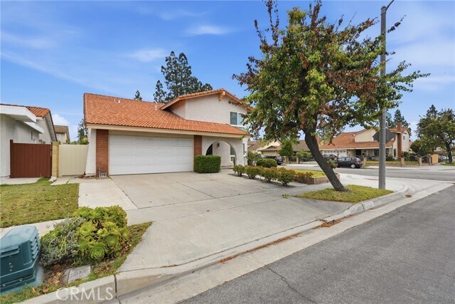 Building Photo - 17016 Leslie Ave