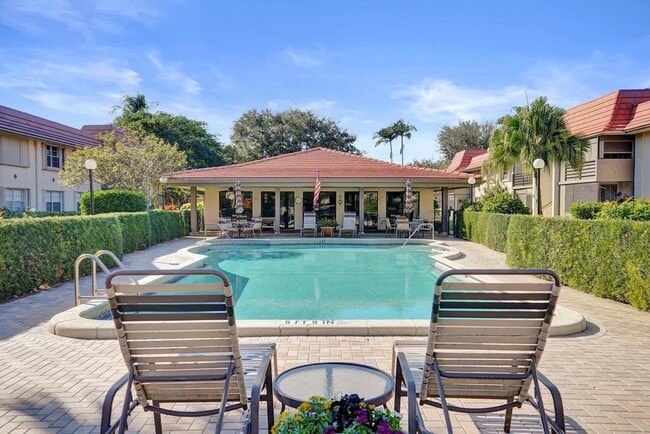 Building Photo - 1050 NW 13th St