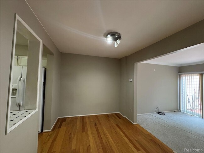 Building Photo - 1775 Brentwood