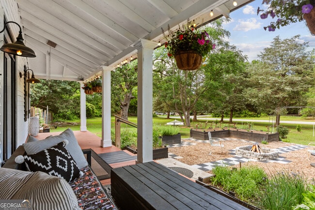 Building Photo - 1580 Farmington Rd