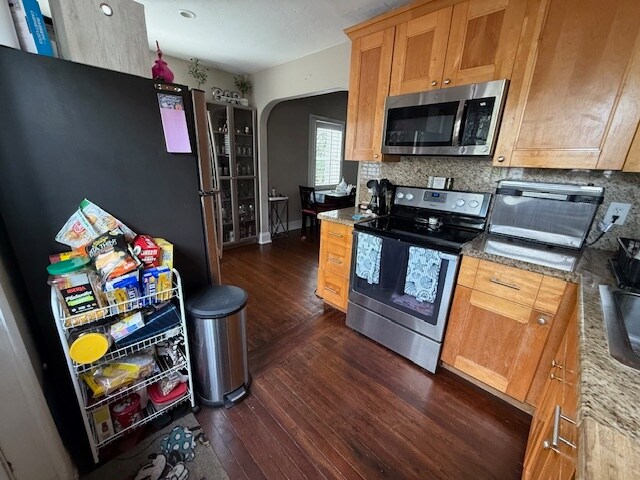 Building Photo - 1642 Van Buren St