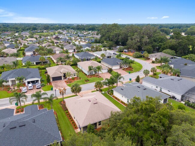Building Photo - 10397 Silver Maple Ave