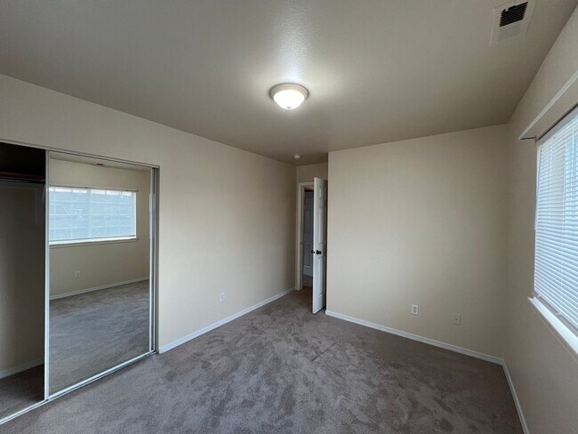 Building Photo - 8930 176th St Ct E