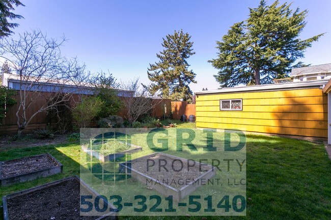 Building Photo - Charming 3 Bedroom North Portland Home Ava...