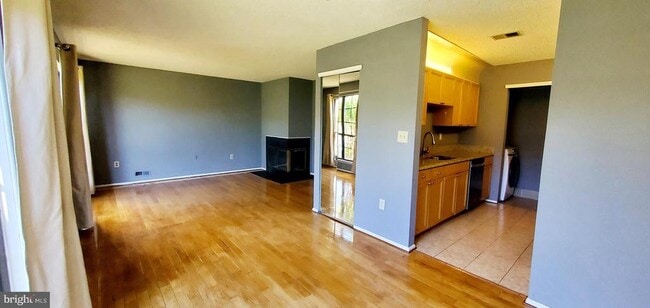 Building Photo - 95 O'Neill Ct