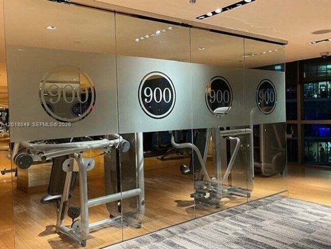 Building Photo - 900 Biscayne Blvd