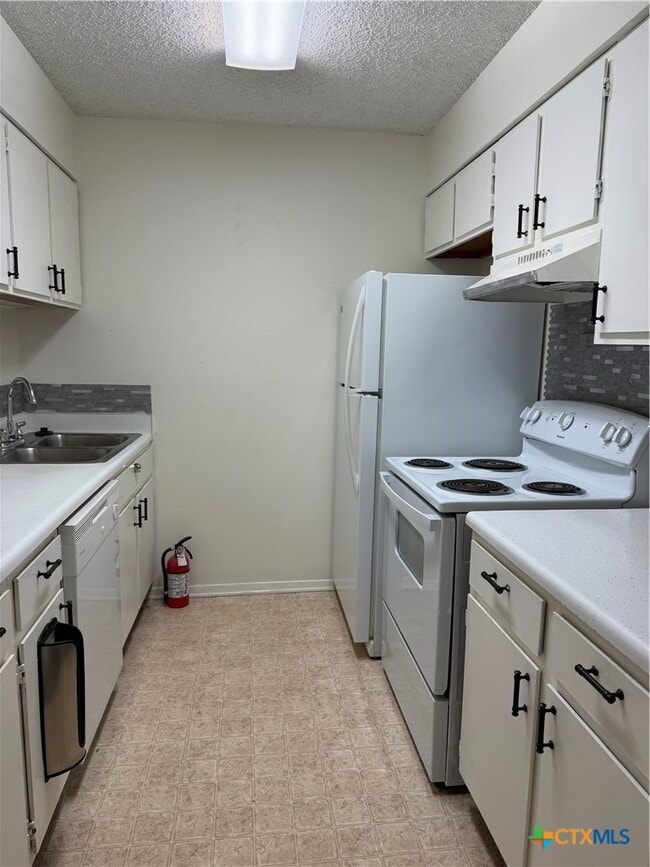 Building Photo - 1513 Shannon Cir