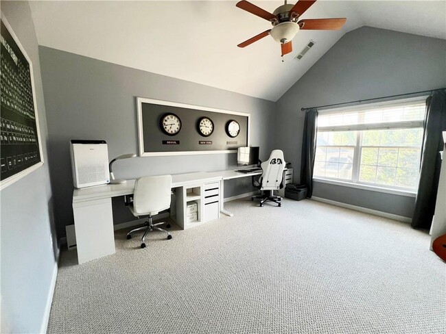 Building Photo - 7190 Belcrest Dr