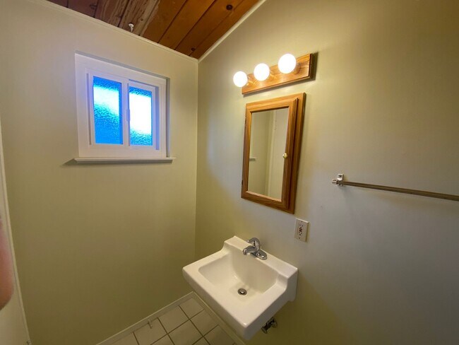 Building Photo - 1116 Isabelle Ct