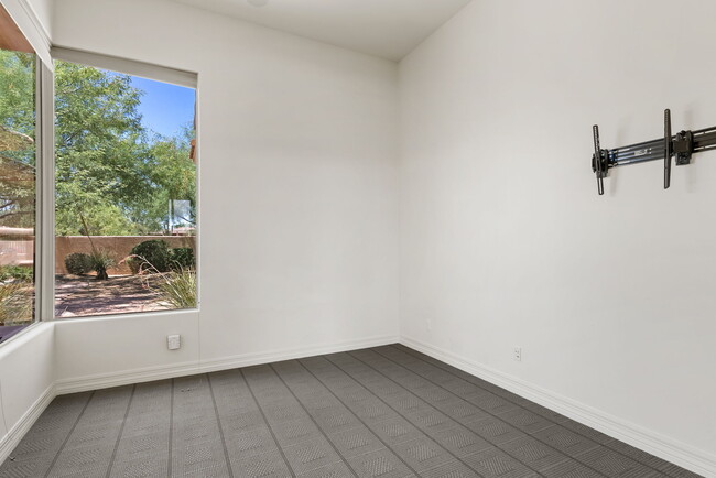 Building Photo - 22463 N 54th St